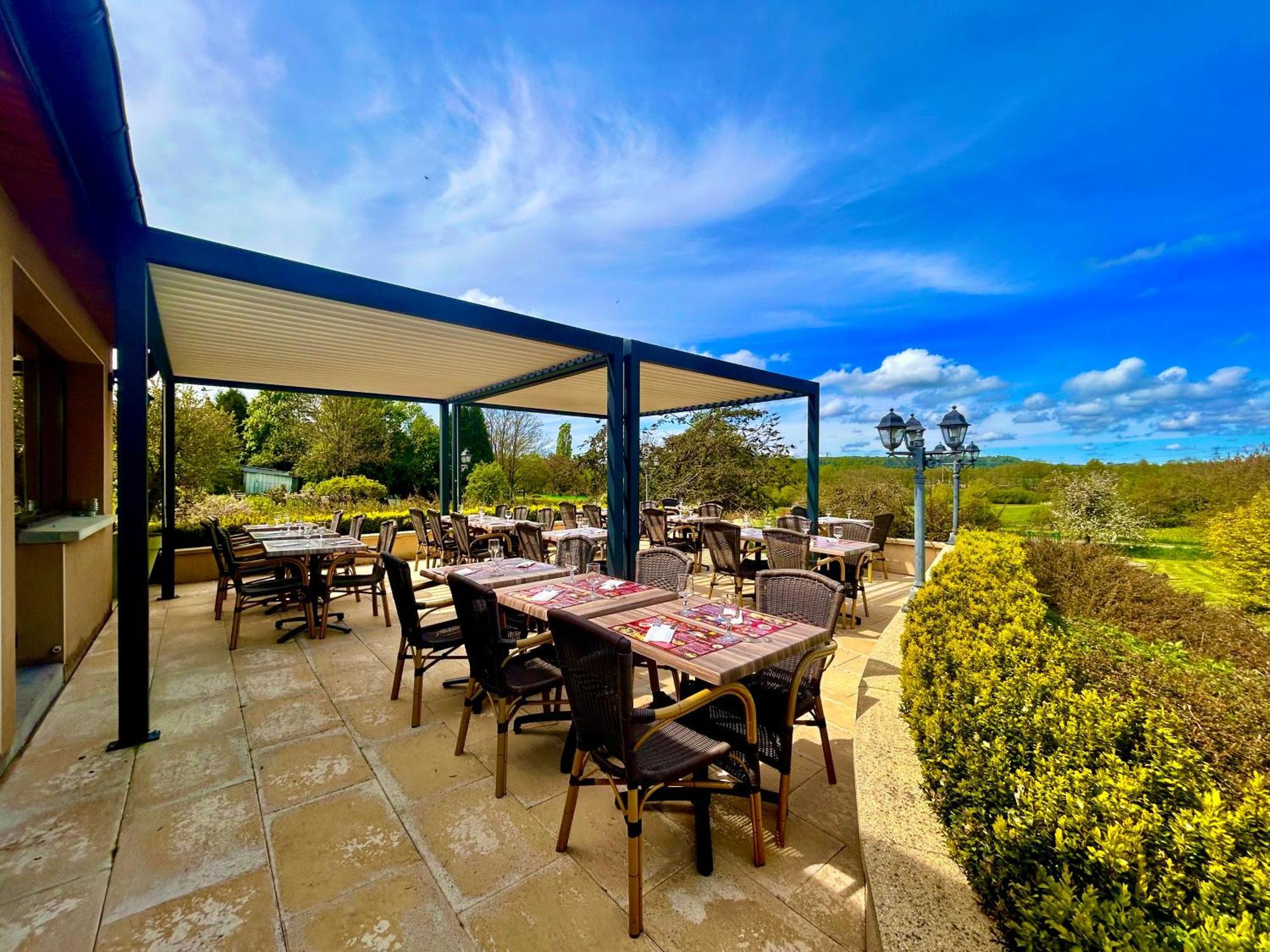 Logis Hotel Le Val De Vence Launois-sur-Vence Zewnętrze zdjęcie